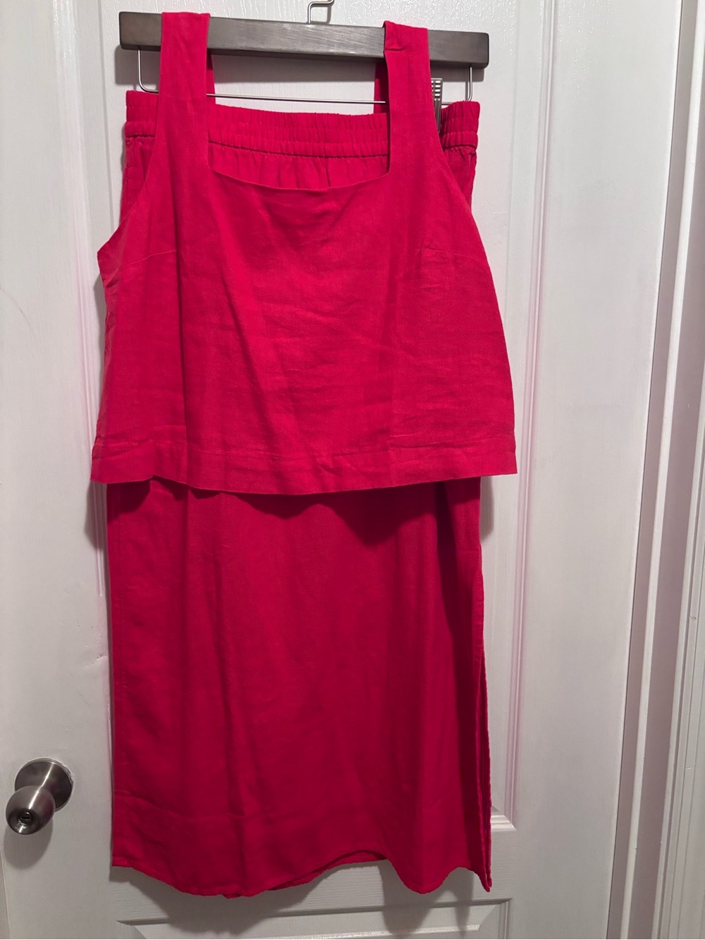 Gap Women’s Red Sleeveless Button-Back Maxi Set - Picture 4 of 5